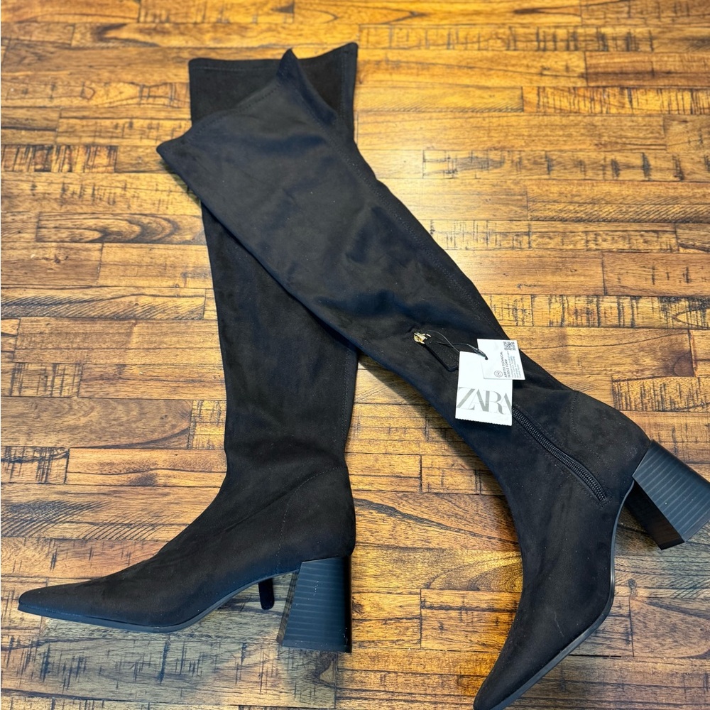 🚨 NWT Zara Black knee high boots 🚨 ‼️